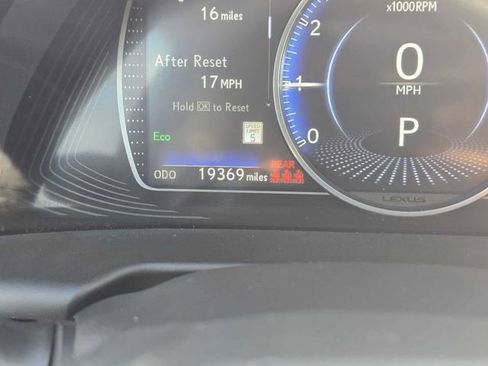 Certified 2024 Lexus ES 350 w/ Accessory Package (Z2) FWD image 26