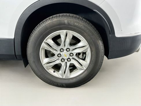 Used 2020 Chevrolet Blazer LT FWD image 11