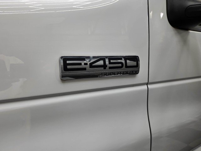 Used 2023 Ford E-450 and Econoline 450 Super Duty w/ Power Windows & Locks Group RWD image 14