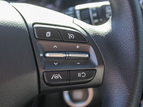 Certified 2023 Hyundai Kona SEL image 33