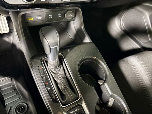 Certified 2025 Honda Civic Sport image 18
