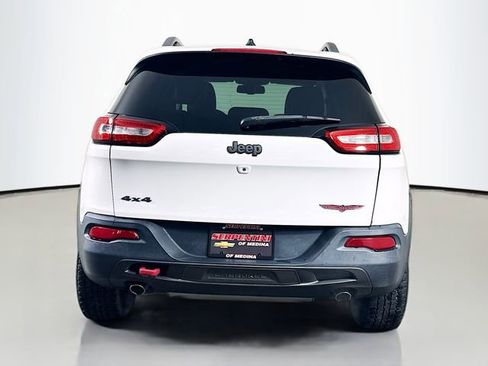 Used 2015 Jeep Cherokee Trailhawk w/ Comfort/Convenience Group AWD/4WD image 7