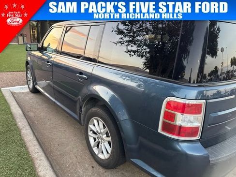 Used 2019 Ford Flex SE FWD image 4