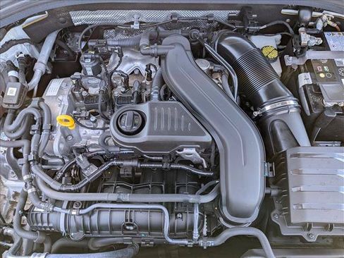 Used 2024 Volkswagen Jetta SE FWD image 22