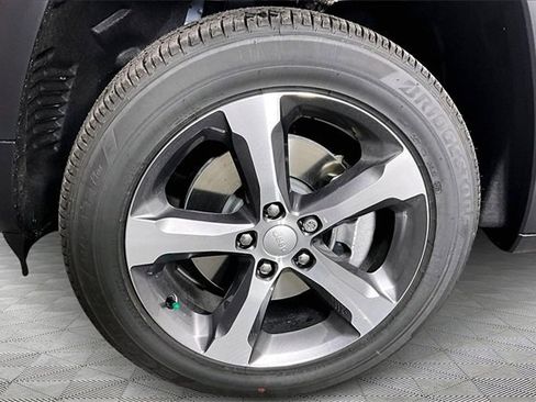 New 2026 Jeep Grand Cherokee L Limited w/ Luxury Tech Group II image 13