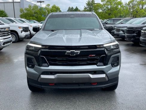 Used 2024 Chevrolet Colorado Z71 w/ Z71 Convenience Package 2 AWD/4WD image 2