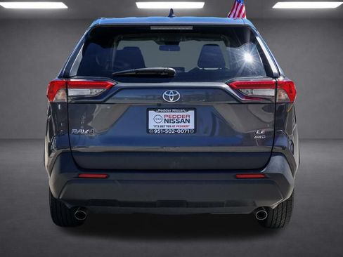 Used 2025 Toyota RAV4 LE AWD/4WD image 5