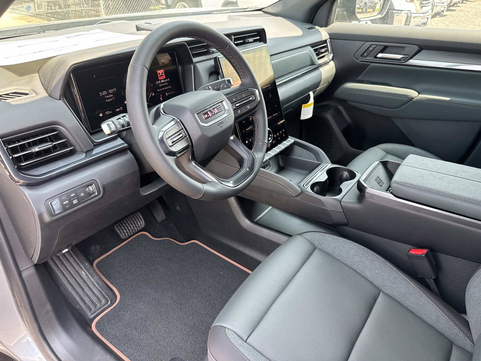 New 2026 GMC Terrain AT4 w/ Convenience Package III AWD/4WD image 23
