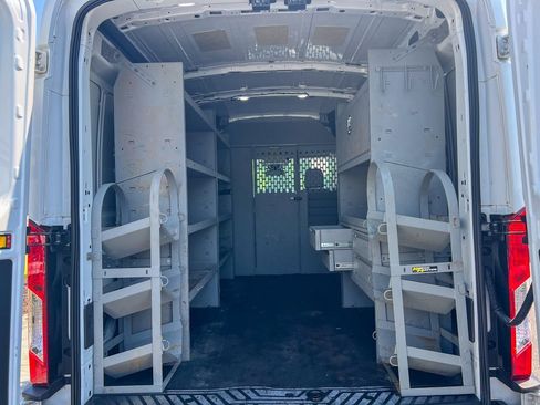 Used 2019 Ford Transit 250 130 Medium Roof image 24