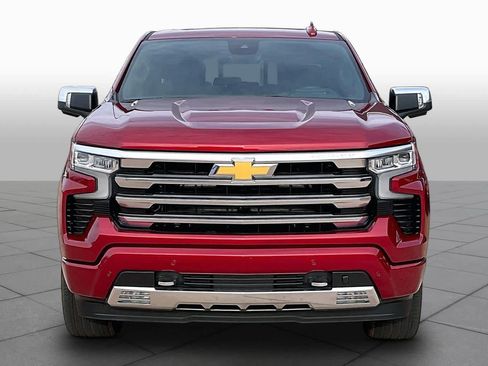 Used 2026 Chevrolet Silverado 1500 High Country AWD/4WD image 3