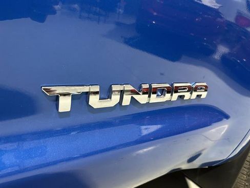 Used 2017 Toyota Tundra SR5 image 10