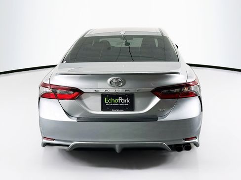 Used 2024 Toyota Camry SE image 7
