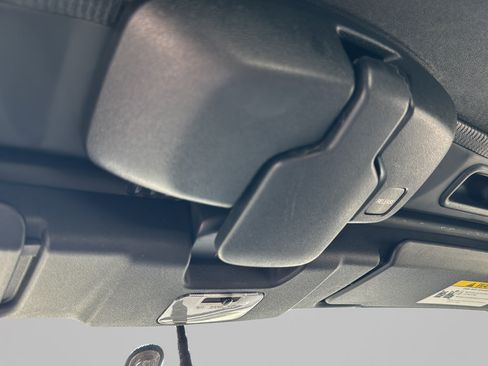 Used 2009 MAZDA MX-5 Miata Touring RWD image 18