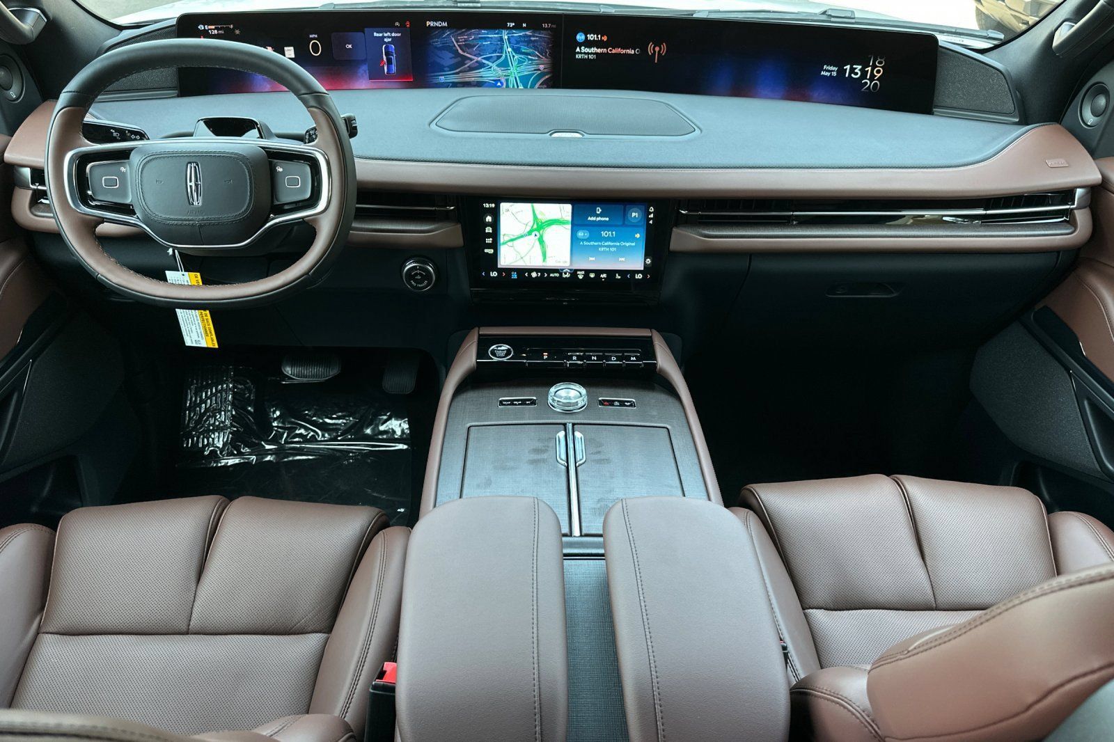 New 2026 Lincoln Navigator L Reserve AWD/4WD image 12