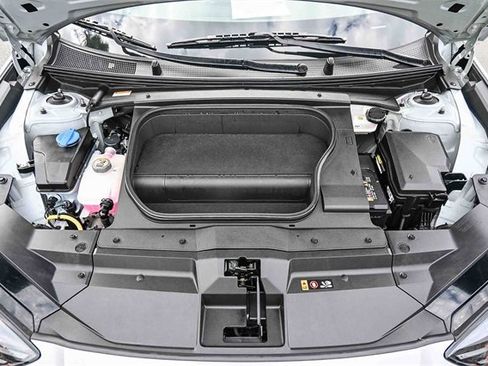 Certified 2025 Hyundai Ioniq 6 SEL image 28