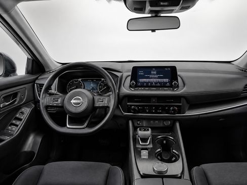 Used 2024 Nissan Rogue S AWD/4WD image 19