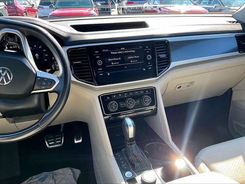 Used 2023 Volkswagen Atlas SEL R-Line image 18