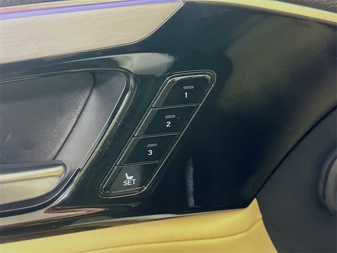 Used 2022 Acura MDX SH-AWD w/ Technology Package image 22