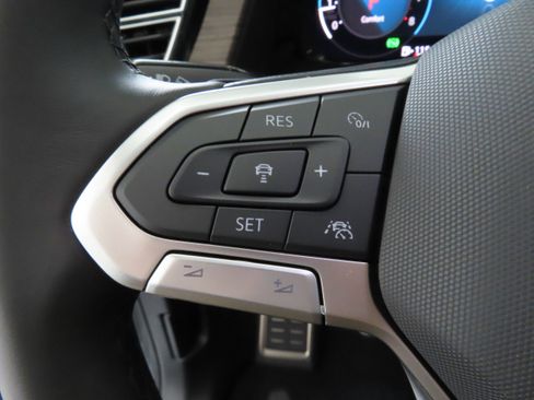 New 2026 Volkswagen Atlas SEL Premium R-Line AWD/4WD image 13