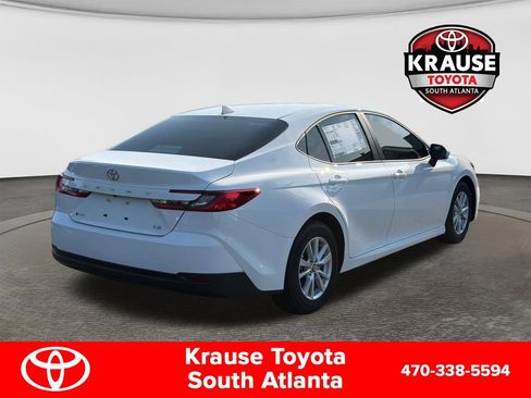 New 2026 Toyota Camry LE w/ Convenience Package FWD image 8