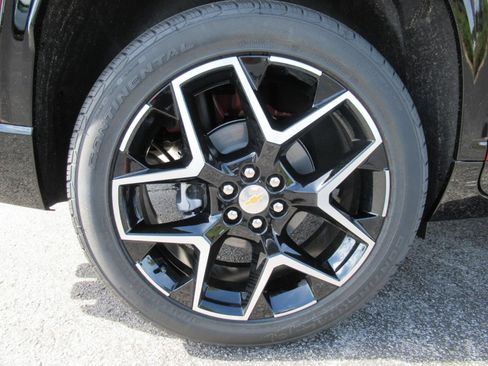 New 2026 Chevrolet Traverse High Country FWD image 8