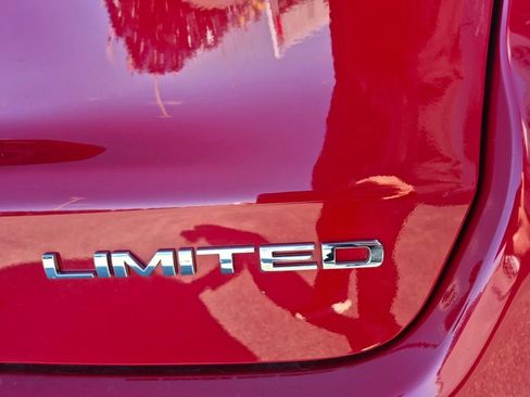 Used 2024 Jeep Compass Limited w/ Sun and Sound Group image 12