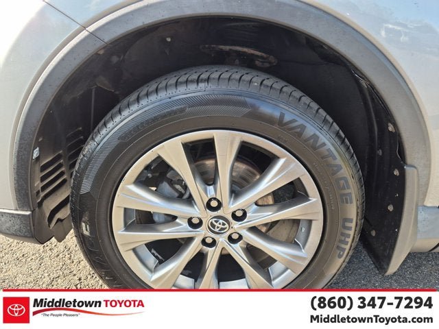 Used 2018 Toyota RAV4 Limited w/ Protection Package AWD/4WD image 9