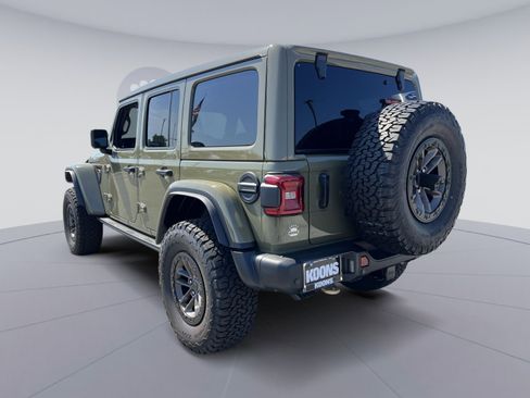 Used 2025 Jeep Wrangler Unlimited Rubicon 392 AWD/4WD image 14