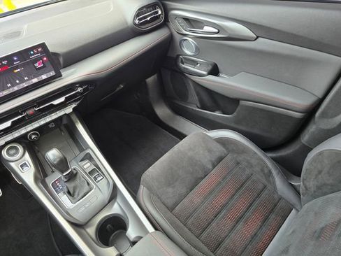 Used 2024 Dodge Hornet R/T Plus image 32