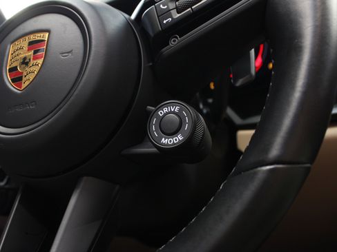 Used 2022 Porsche 911 Carrera S image 74