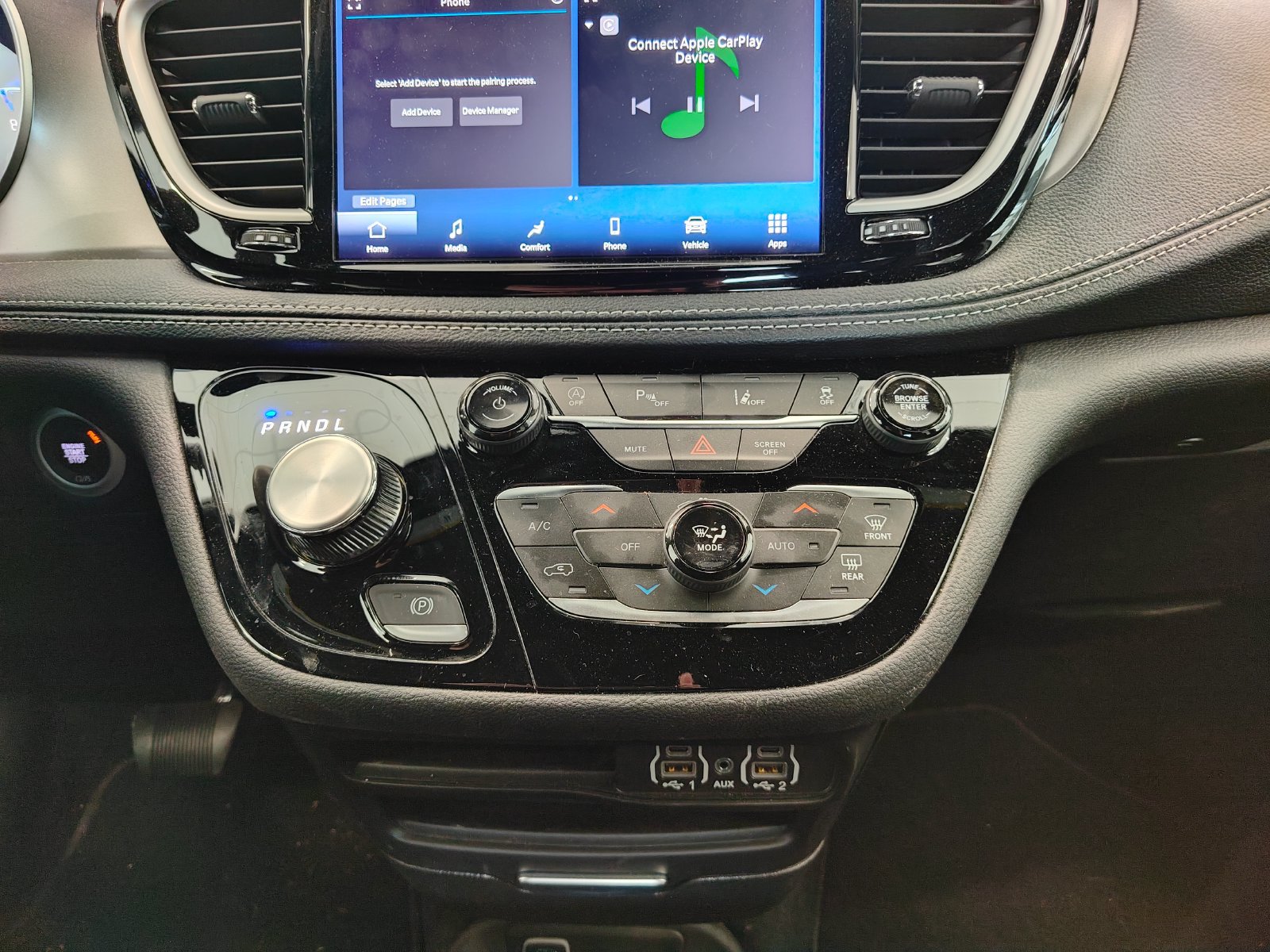 Used 2025 Chrysler Pacifica Select FWD image 19