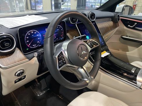 Certified 2026 Mercedes-Benz GLC 300 image 3