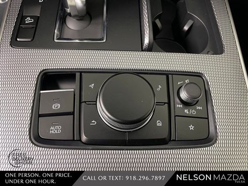 New 2026 MAZDA CX-70 3.3 Turbo w/ Preferred Package AWD/4WD image 34