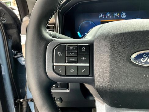 Used 2023 Ford F350 Lariat w/ Lariat Ultimate Package image 22