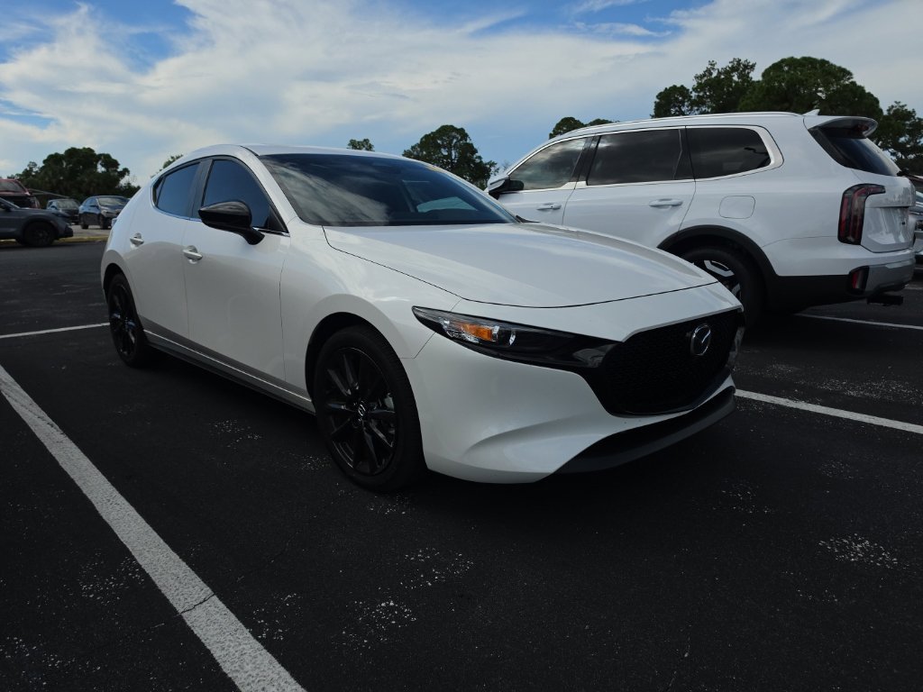 Used 2026 MAZDA MAZDA3 Carbon AWD/4WD image 3