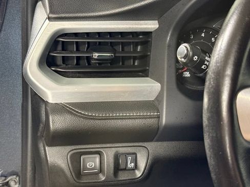 Used 2020 GMC Acadia SLE AWD/4WD image 19