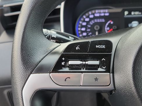 Used 2023 Hyundai Tucson SE AWD/4WD image 9