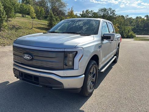 New 2025 Ford F150 Lightning Lariat image 8