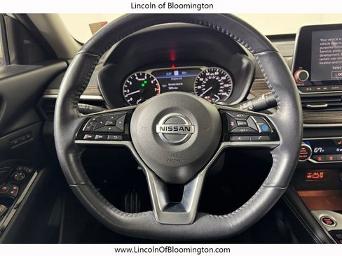 Used 2020 Nissan Altima 2.5 Platinum image 29