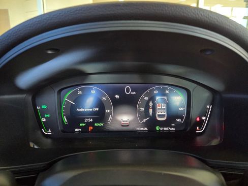 Used 2025 Honda Civic Sport image 35