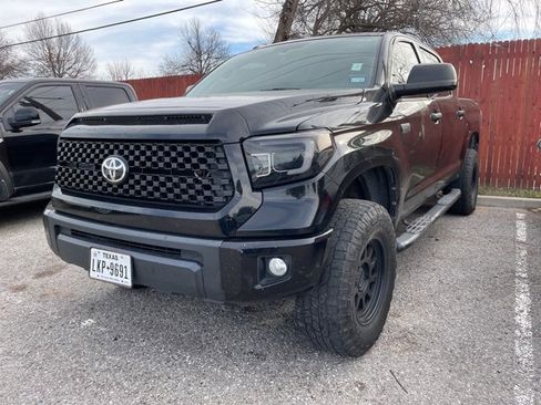 Used 2016 Toyota Tundra SR5 image 1