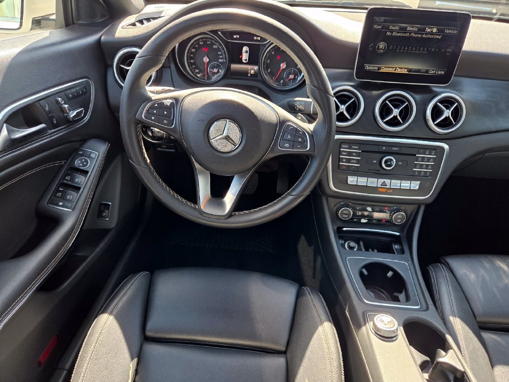 Used 2018 Mercedes-Benz CLA 250 4MATIC image 8