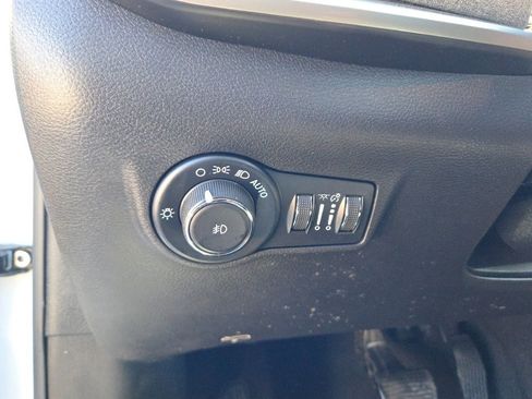 Used 2022 Jeep Compass Latitude w/ Sun and Sound Group image 26