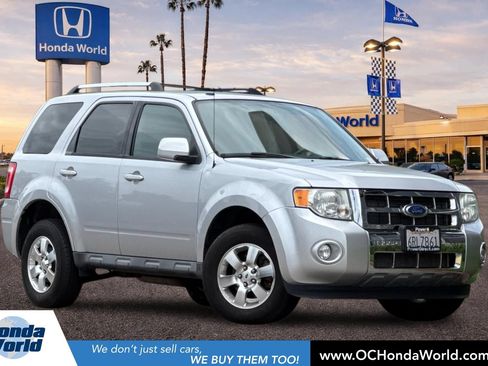 Used 2011 Ford Escape Limited FWD image 1
