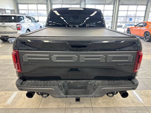 Used 2019 Ford F150 Raptor w/ Equipment Group 802A Luxury image 12