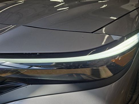 New 2026 Hyundai Elantra Limited image 32