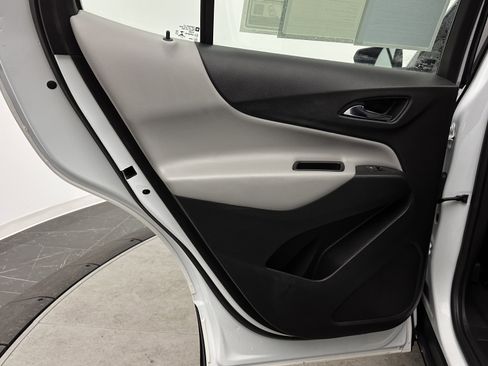 Used 2022 Chevrolet Equinox LS w/ LPO, Floor Liner Package image 23