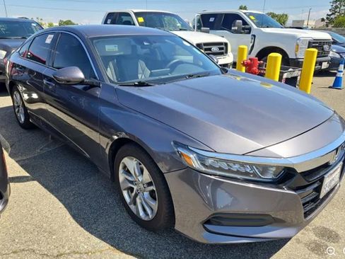 Used 2018 Honda Accord LX image 3