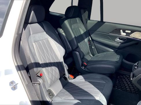 Certified 2025 Mercedes-Benz GLS 63 AMG 4MATIC image 20