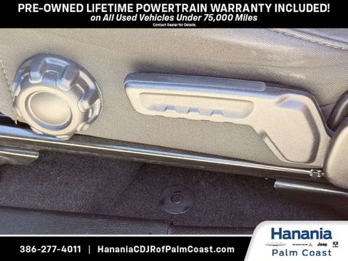 Used 2021 Jeep Wrangler Rubicon AWD/4WD image 14
